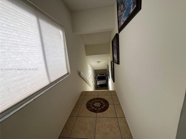 16312 Malibu Dr, Weston FL 33326