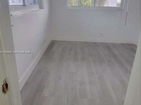 455 Golden Isles Dr 310, Hallandale Beach FL 33009