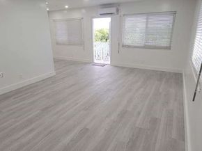 455 Golden Isles Dr 310, Hallandale Beach FL 33009