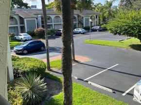2703 Nassau Bnd E2, Coconut Creek FL 33066