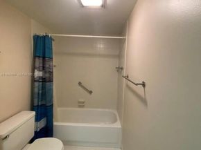 2703 Nassau Bnd E2, Coconut Creek FL 33066