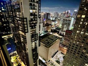300 S Biscayne Blvd PH3903, Miami FL 33131