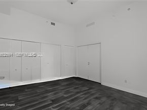 300 S Biscayne Blvd PH3903, Miami FL 33131