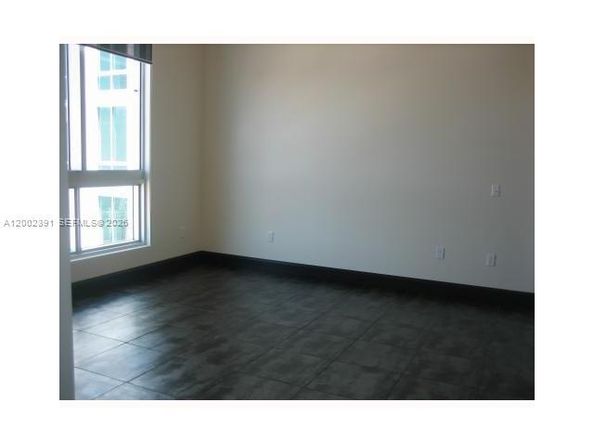 300 S Biscayne Blvd PH3903, Miami FL 33131