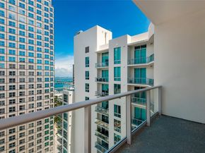 300 S Biscayne Blvd PH3903, Miami FL 33131