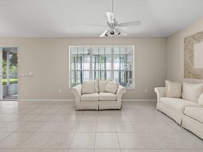 2420 E Aragon Blvd 3, Sunrise FL 33313