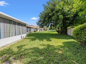 2420 E Aragon Blvd 3, Sunrise FL 33313
