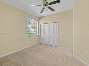 2420 E Aragon Blvd 3, Sunrise FL 33313