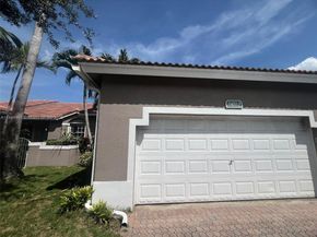 2420 E Aragon Blvd 3, Sunrise FL 33313