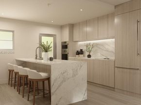 260 Collins Ave 201/202, Miami Beach FL 33139