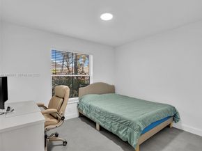 4962 SW 32nd Way, Hollywood FL 33312