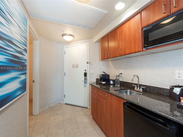 18001 Collins Ave 1214 1215, Sunny Isles Beach FL 33160