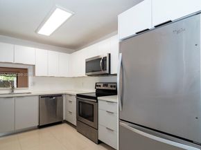 2911 N 33rd Ter, Hollywood FL 33021