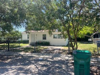 1864 NW 88th Ter