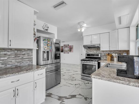 12351 NW 29th Mnr, Sunrise FL 33323