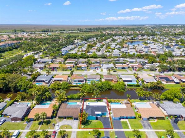 12351 NW 29th Mnr, Sunrise FL 33323