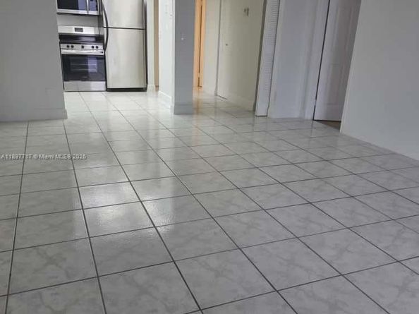 13499 Biscayne Blvd 811, North Miami FL 33181