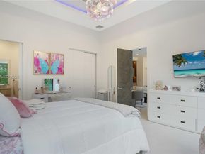 510 NE 4th Ln, Boca Raton FL 33432