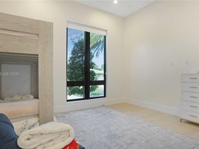 510 NE 4th Ln, Boca Raton FL 33432