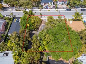 98 NE 70th St, Miami FL 33138