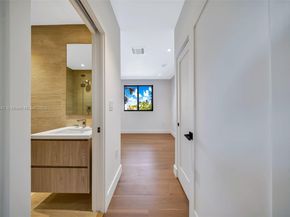 1513 SW 11th Ter, Miami FL 33135