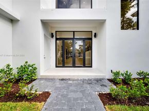 1513 SW 11th Ter, Miami FL 33135