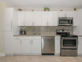 7135 Collins Ave 722, Miami Beach FL 33141