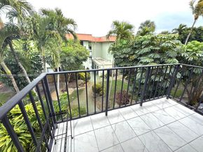 805 W Oakland Park Blvd D19, Oakland Park FL 33311