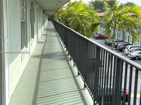 805 W Oakland Park Blvd D19, Oakland Park FL 33311