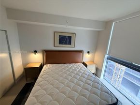 11 NE 6th 1905, Miami FL 33132