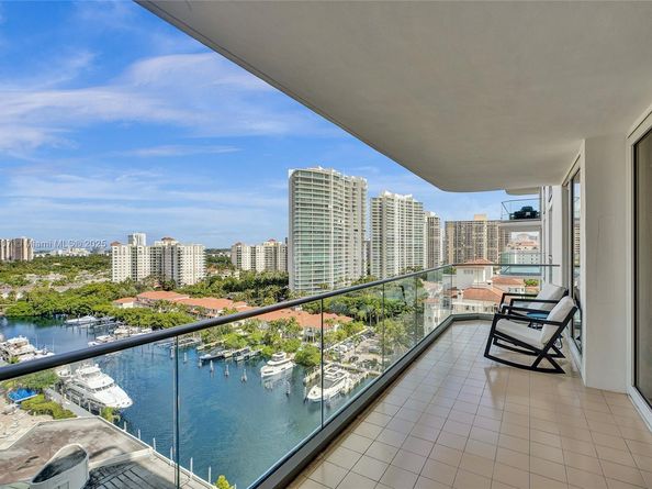 19707 Turnberry Way 17L, Aventura FL 33180
