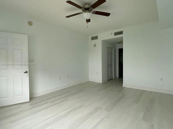 140 S Dixie Hwy 820, Hollywood FL 33020