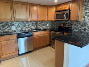 3860 NE 170th St 412, North Miami Beach FL 33160