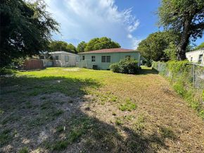 Undisclosed Address #A11845371, Miami FL 33127