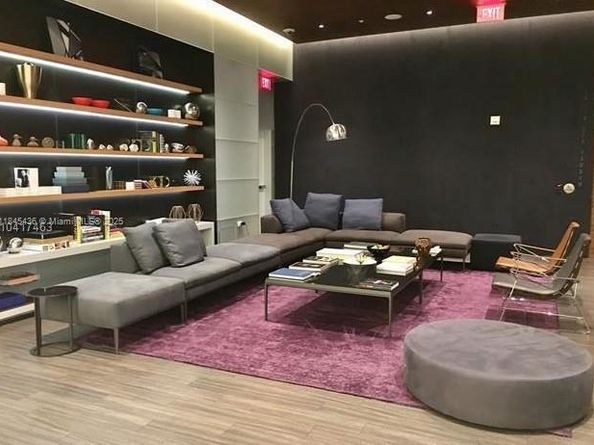 88 SW 7th St 2603, Miami FL 33130