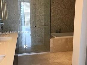 88 SW 7th St 2603, Miami FL 33130