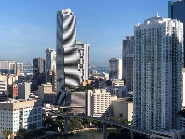 88 SW 7th St 2603, Miami FL 33130