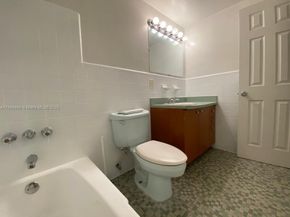 318 Majorca Ave 203, Coral Gables FL 33134