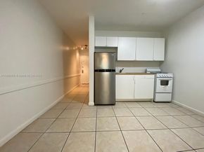 318 Majorca Ave 203, Coral Gables FL 33134