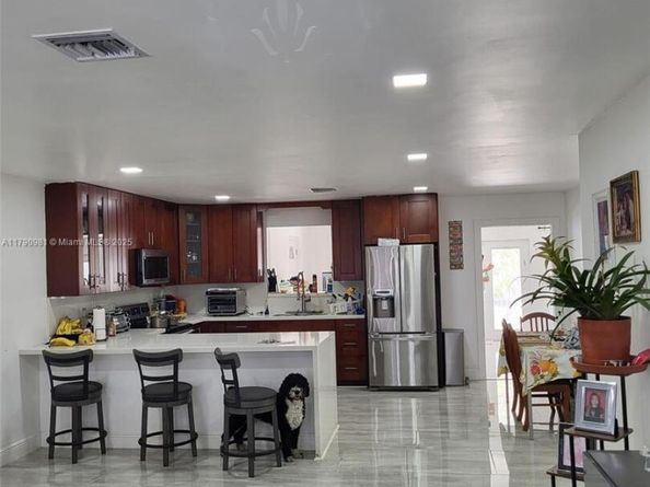 1650 NE 147th St, Miami FL 33181