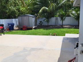 1650 NE 147th St, Miami FL 33181