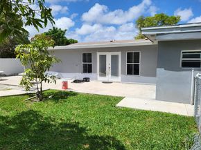 1650 NE 147th St, Miami FL 33181