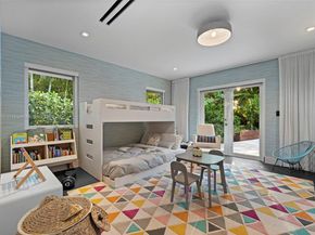 4800 Bay Point Rd, Miami FL 33137