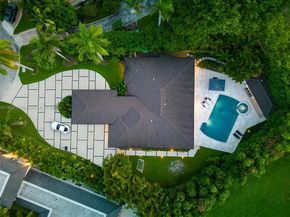 4800 Bay Point Rd, Miami FL 33137