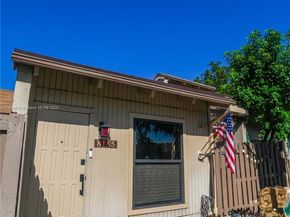 8185 SW 24th St, Davie FL 33324