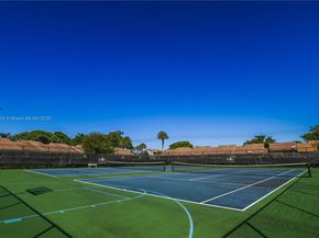 8185 SW 24th St, Davie FL 33324