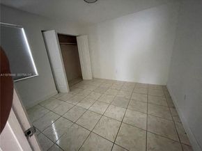1800 SW 25th St 2109, Miami FL 33133