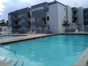 1800 SW 25th St 2109, Miami FL 33133
