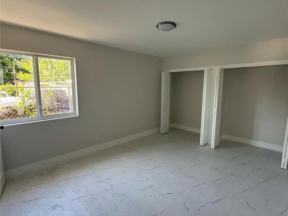 1361 NW 29th Ter, Miami FL 33142