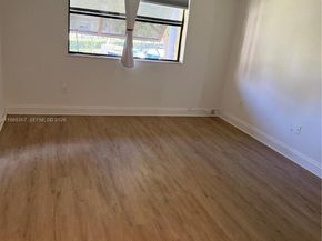 7925 SW 86th St 923, Miami FL 33143